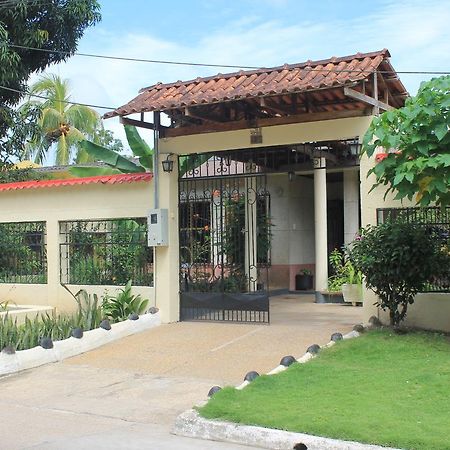 Casa Nora & Alejo Apartment Leticia Exterior photo